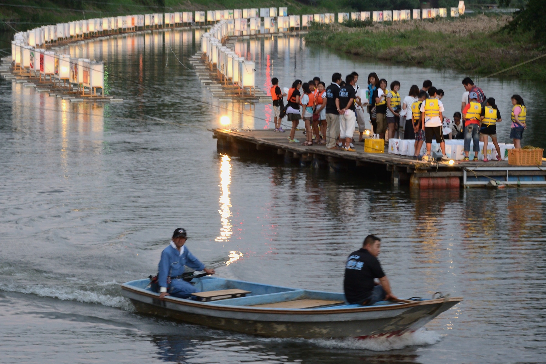 古利根川流灯まつり 杉戸町古利根川河畔