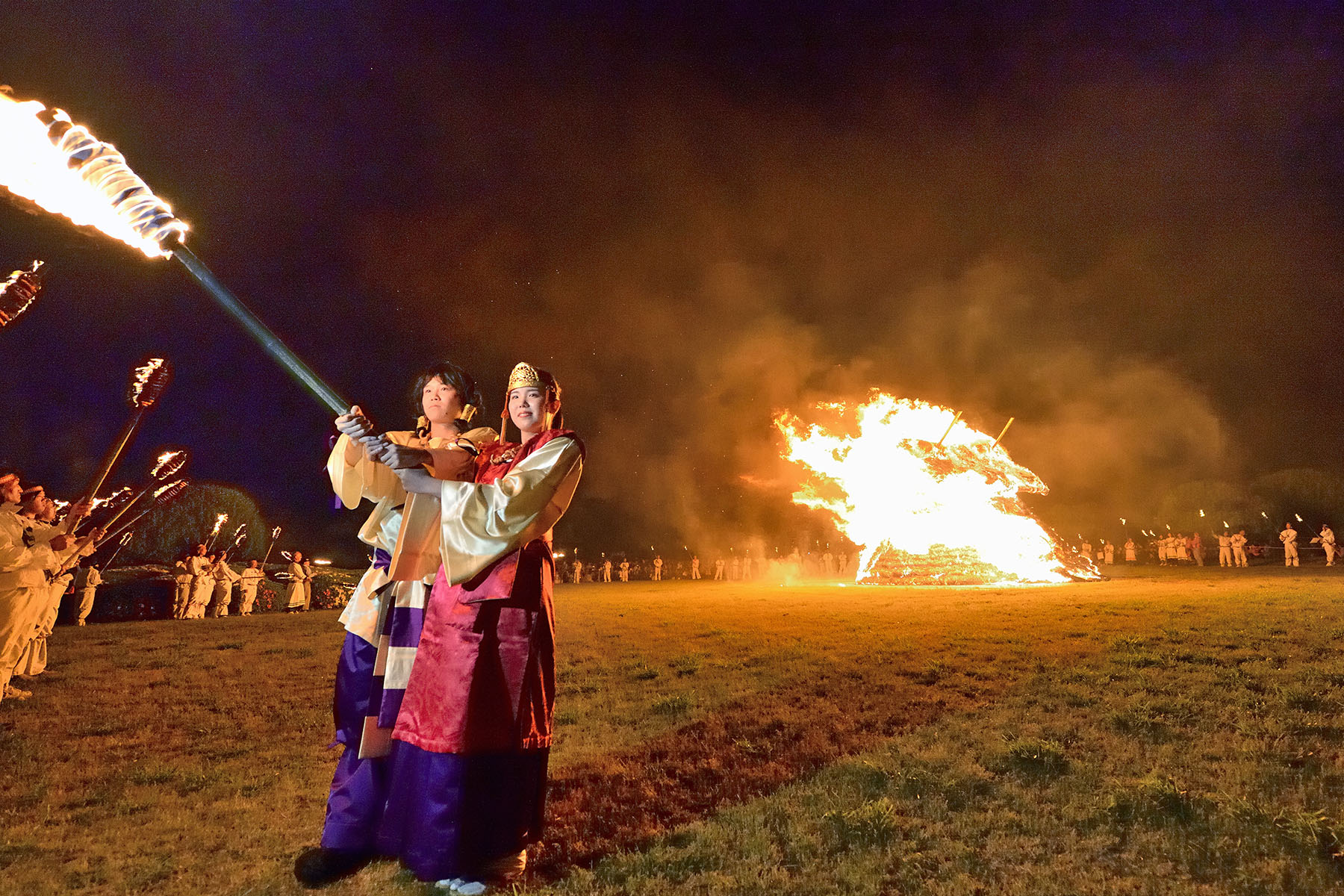 さきたま火祭り さきたま古墳公園