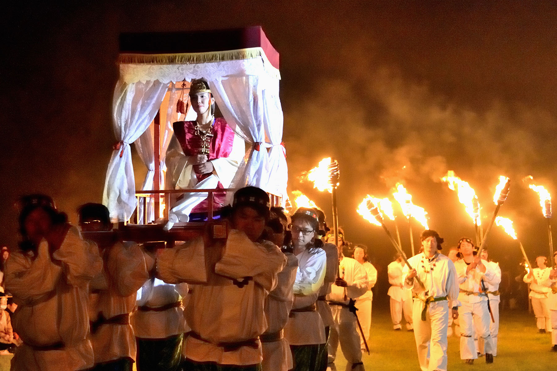 さきたま火祭り さきたま古墳公園