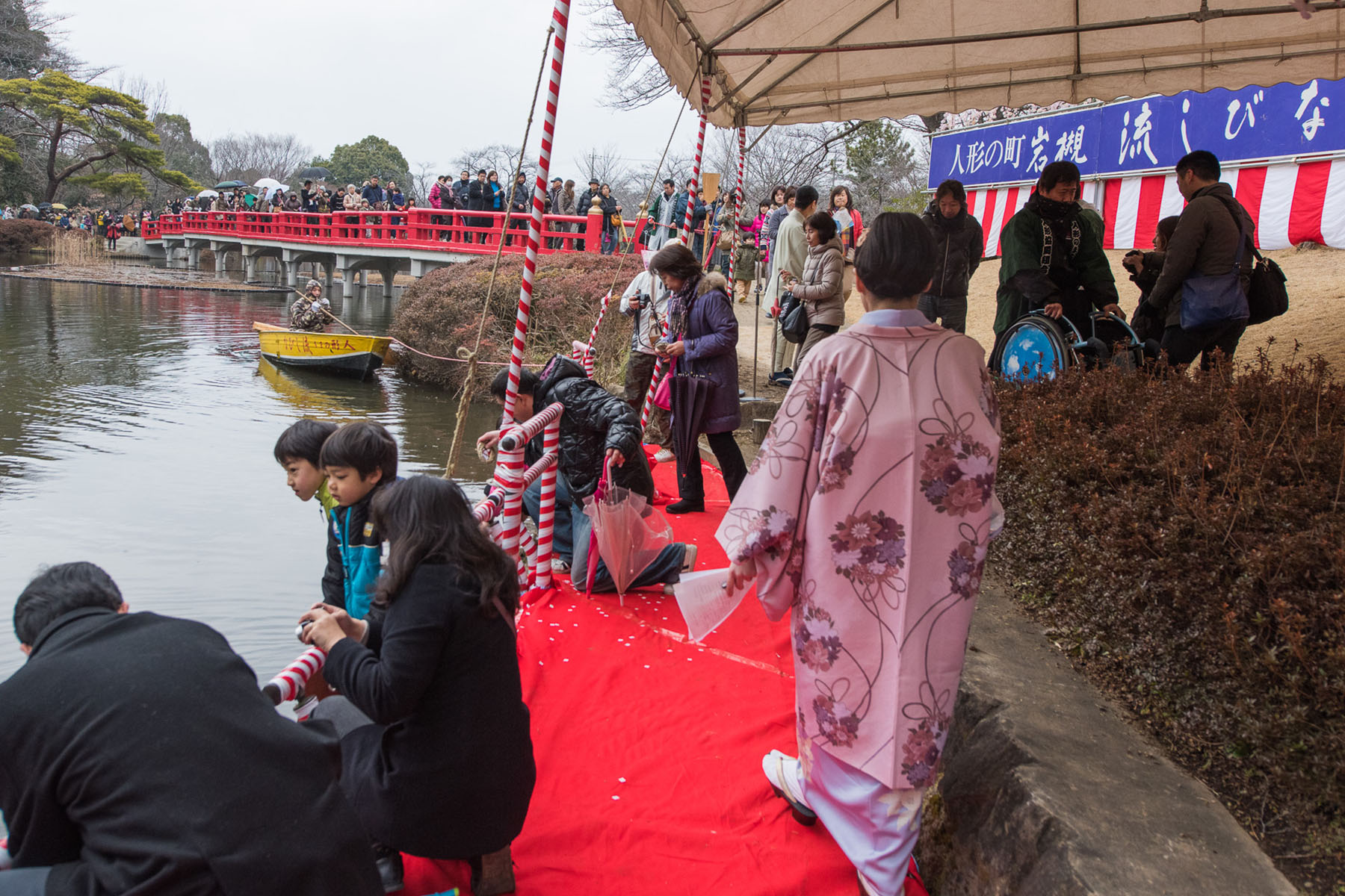 人形のまち岩槻流しびな 岩槻城址公園