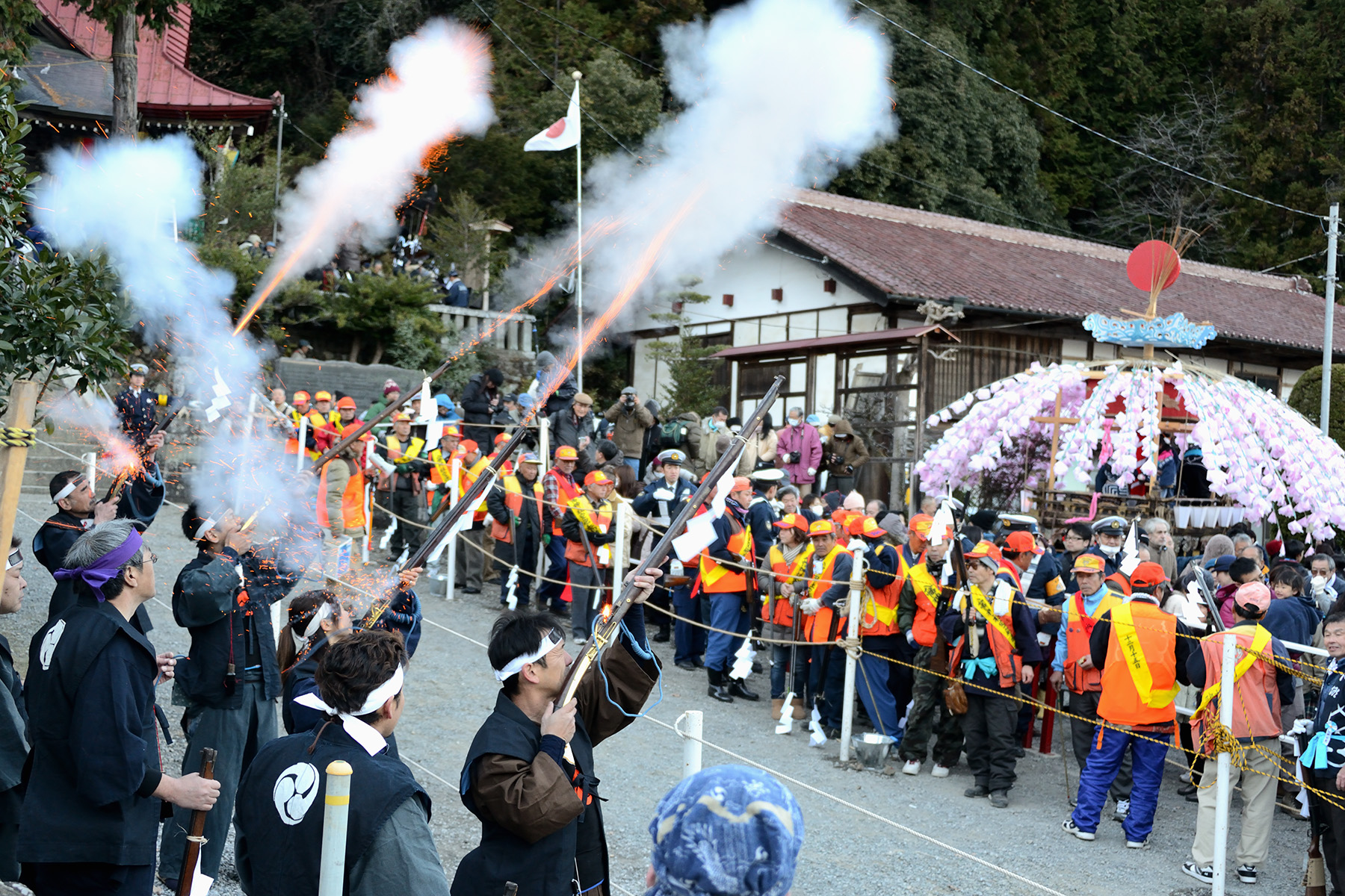 鉄砲まつり 八幡神社