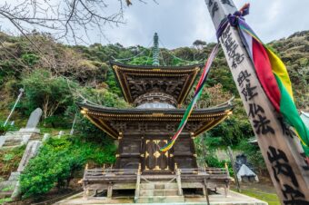 坂東札所第３３番　那古寺