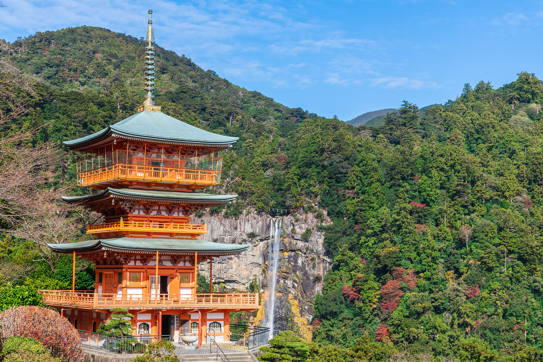 西国札所　第１番【那智山・青岸渡寺】