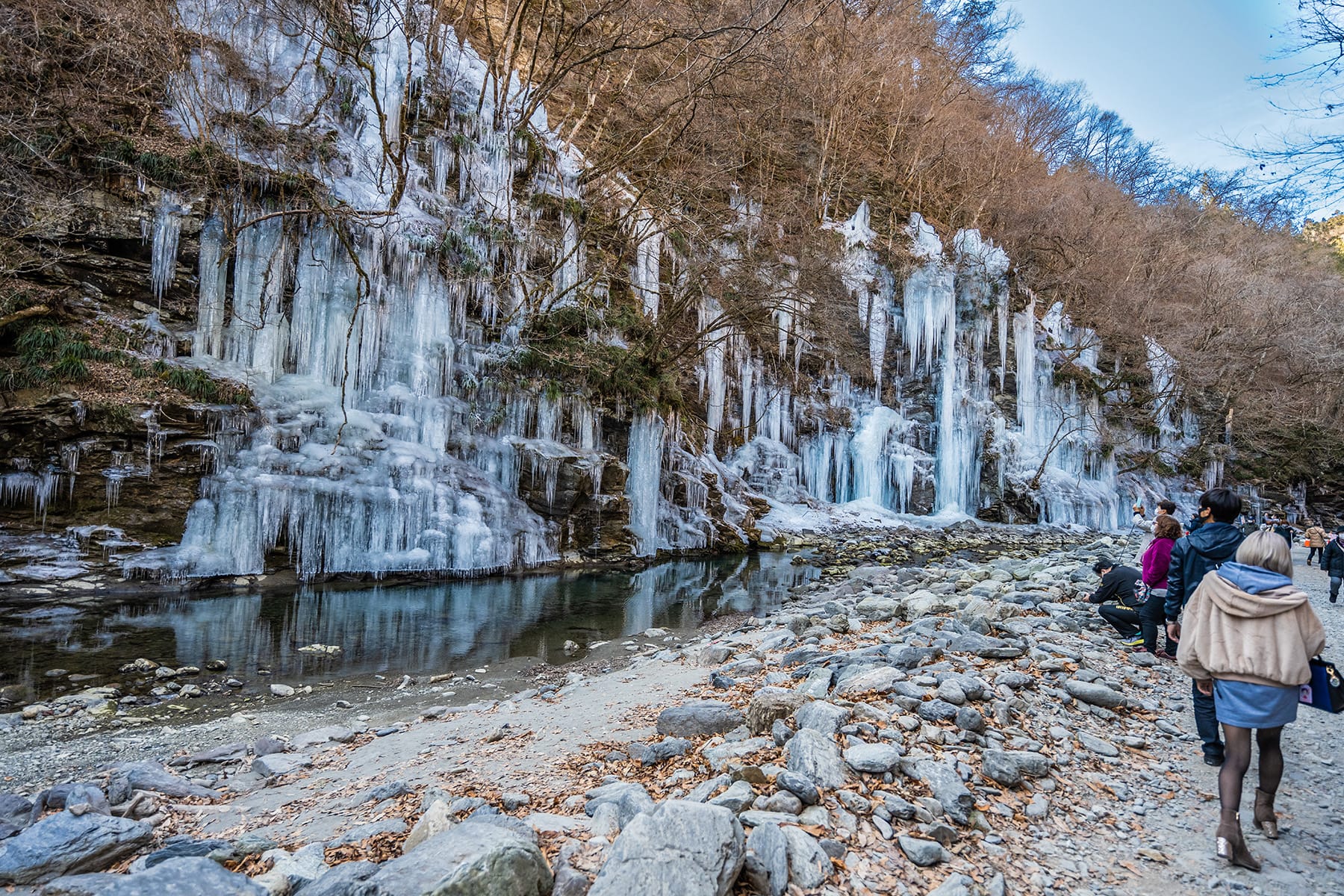 三十槌の氷柱【ウッドルーフ奥秩父オートキャンプ場｜埼玉県秩父市】 | フォトさいたま