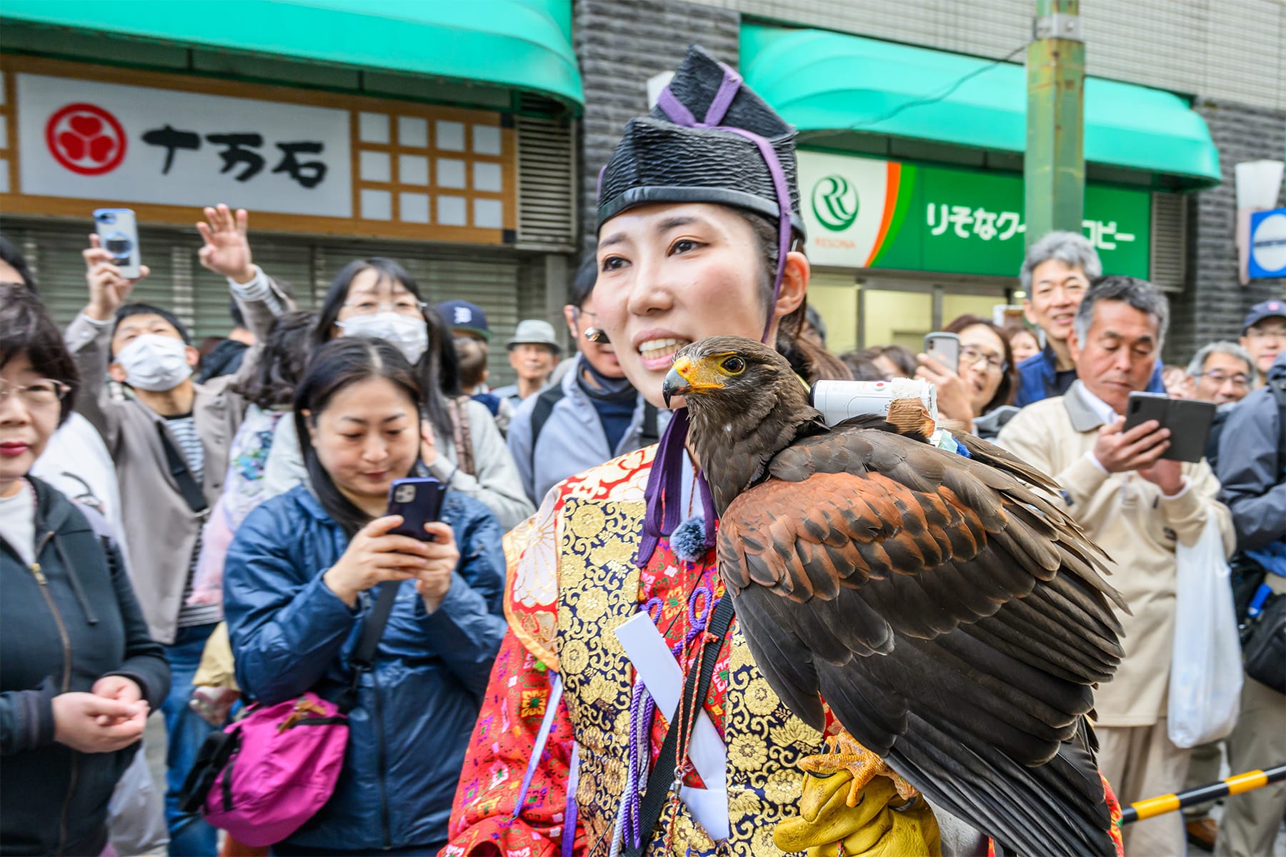 城下町岩槻鷹狩り行列【八雲神社（日光御成道）〜岩槻小学校｜さいたま市岩槻区】 | フォトさいたま