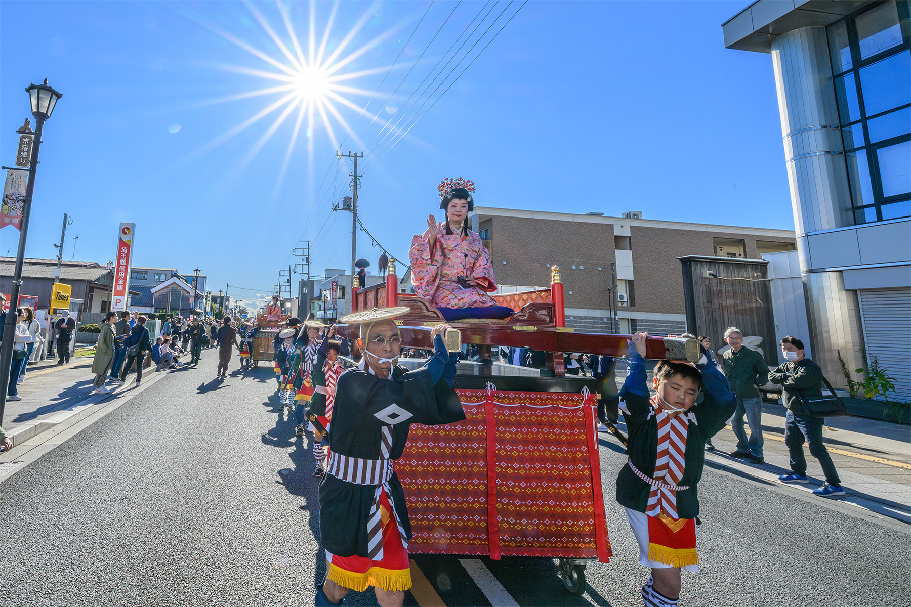 城下町岩槻鷹狩り行列【八雲神社（日光御成道）〜岩槻小学校｜さいたま市岩槻区】 | フォトさいたま