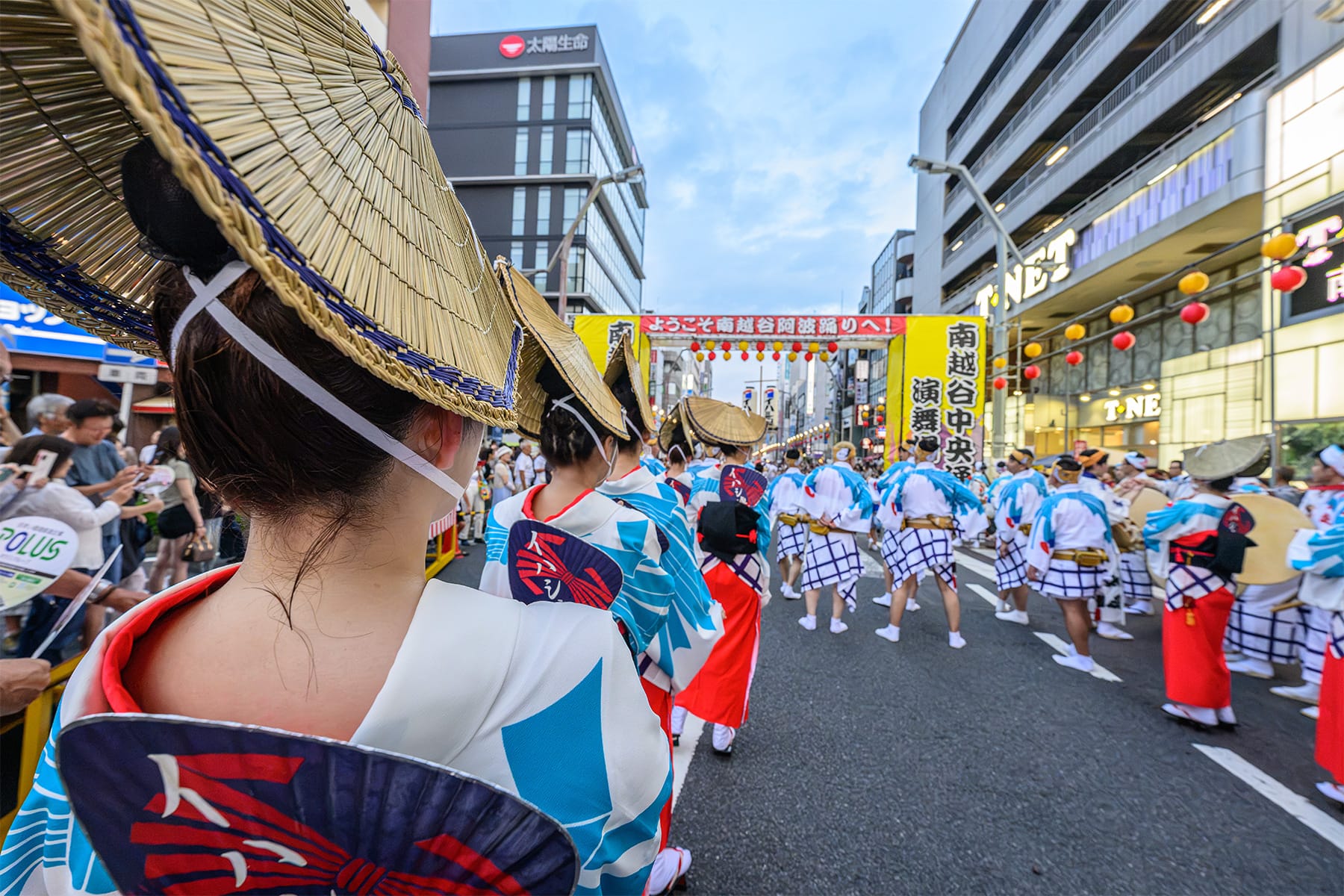 南越谷阿波踊り 【南越谷駅南口・新越谷駅西口の周辺｜埼玉県越谷市】| フォトさいたま