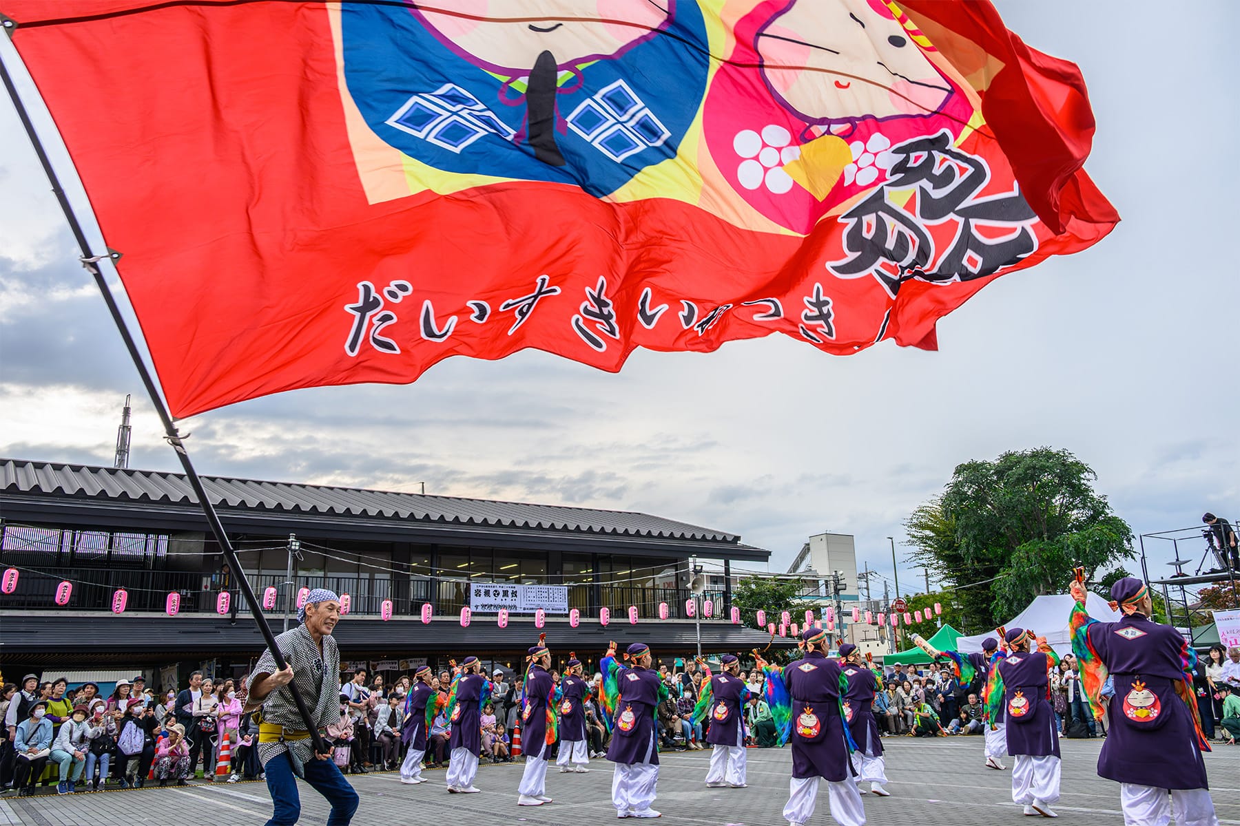 人形のまち岩槻まつり 【岩槻人形博物館駐車場(メイン会場)|さいたま市岩槻区】| フォトさいたま